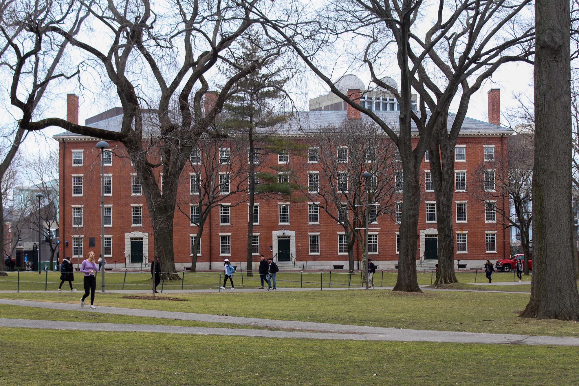 Harvard, MIT Sue Immigration Authorities Over Rule Barring ...