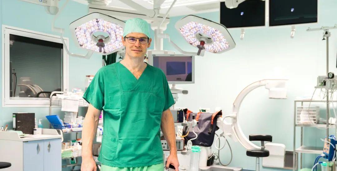 1762260807955575.jpg v2-ae9075e7275455f16015730c9f15c6cf_r.jpg